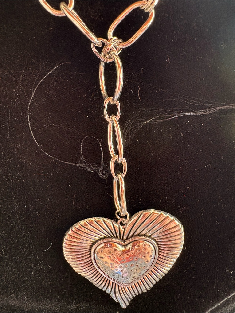 Heart Locket look Pendant Necklace in Silver Tone - Women's Jewelry